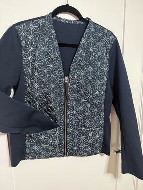 Lululemon Quilted light-weight zip cardigan  Size:10